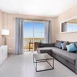 Smart-beachview Apartmán